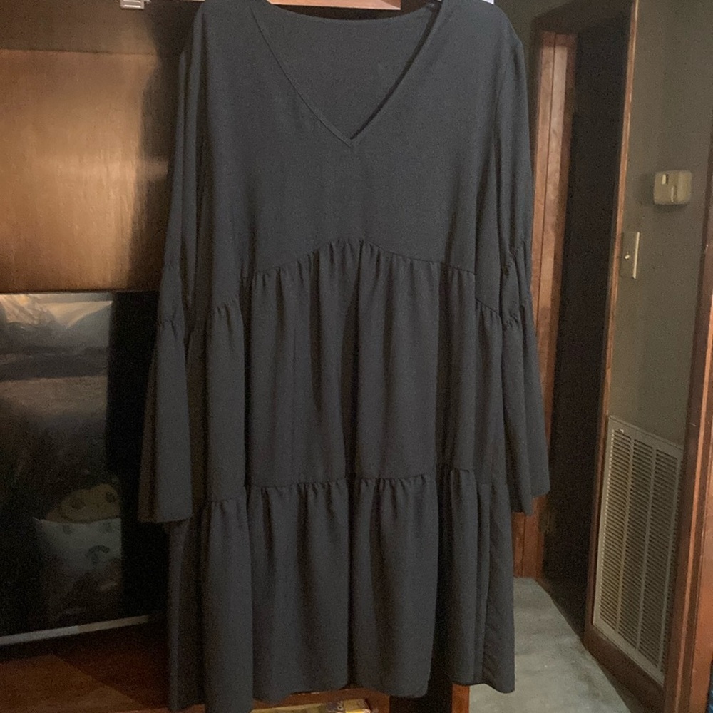 Elegant Black V-Neck Dress